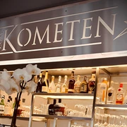 Zum Kometen