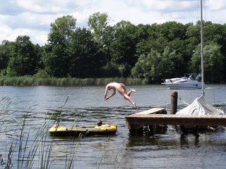 Badefreuden am Campingverein Glower See