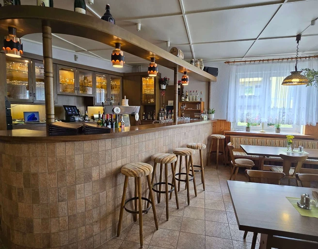 Gastraum Grüner Baum