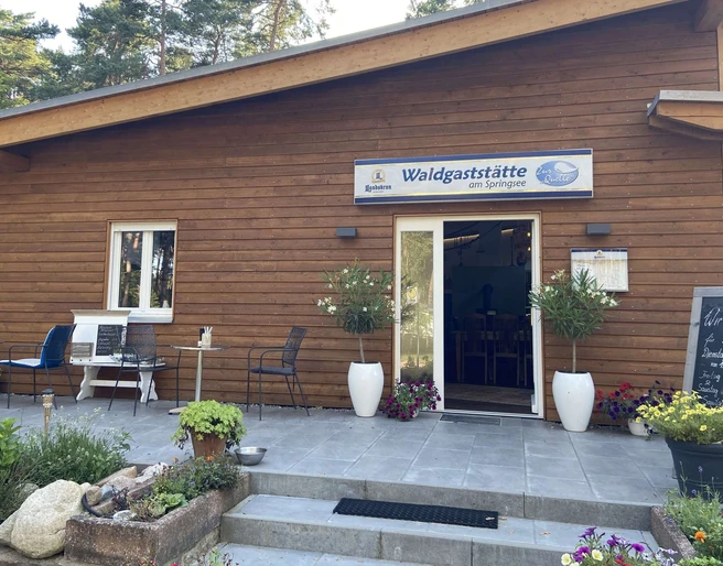 Waldgaststätte "Zur Quelle" am Springsee