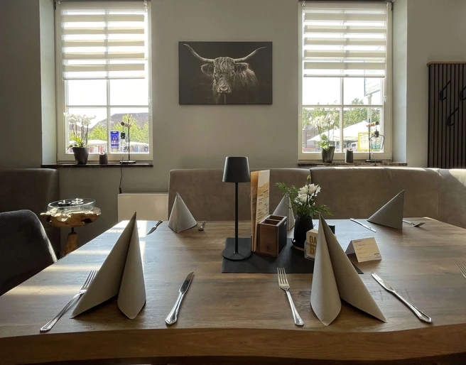 Tisch im Markt-Restaurant Müllrose