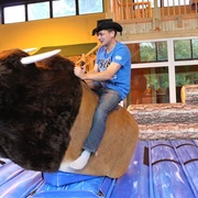 Indoor Duell-Arena