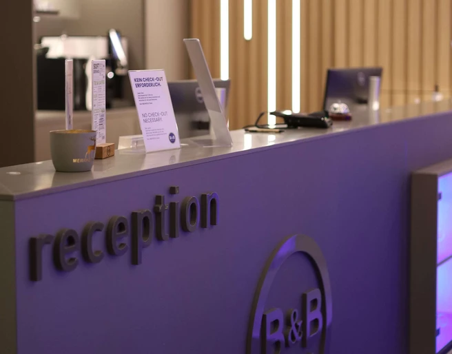 Rezeption in B&B HOTEL Frankfurt (Oder)