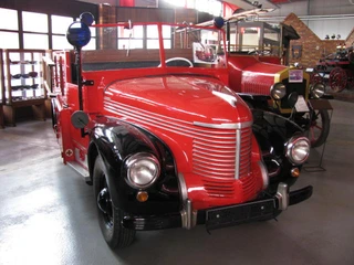 Feuerwehr- und Technikmuseum Eisenhüttenstadt, Mannschaftswagen Opel Kapitän