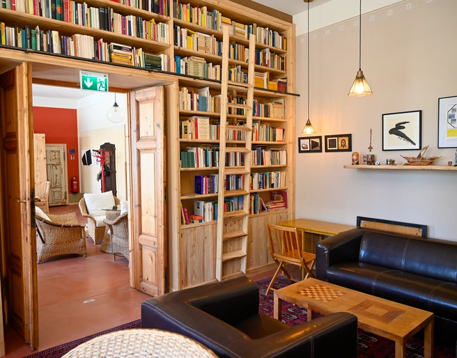 Ferienwohnung Parkseite - Kaminzimmer/Bibliothek