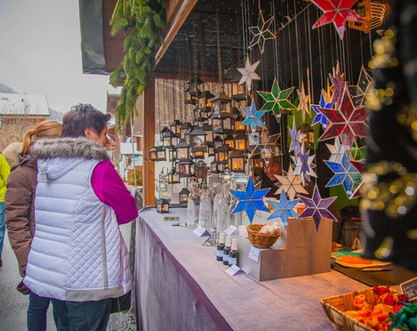 Erlebnis Weihnachtsmarkt Brienz - Stände