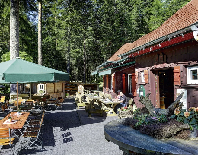 Biergarten_Sommer_2793_M_RGB