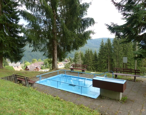 Die Wassertretstelle Silberberg in Huzenbach