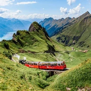 brienz-rothorn-bahn-unterweg-richtung-bergstation.jpg