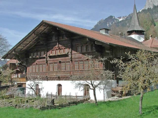 Aussenansicht des Talmuseums Agensteinhaus Aussenansicht des Talmuseums AgensteinhausExterior view of the Agensteinhaus Valley MuseumVue extérieure du musée de la vallée Agensteinhaus