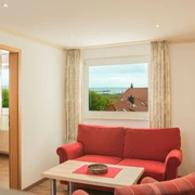 Studio-28-Wohnzimmer-hotel-pension-peterhof