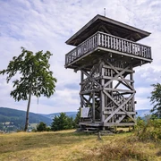 aussichtsturm-schwalenburg c) klaus-peter-kappest-sauerland-wanderdoerfer.jpg