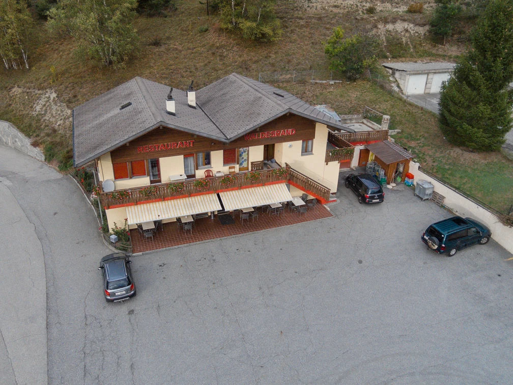 restaurant-waldesrand-ried-brig-01.jpg