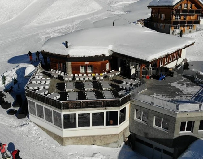 Restaurant Kristall und New Wave Bar