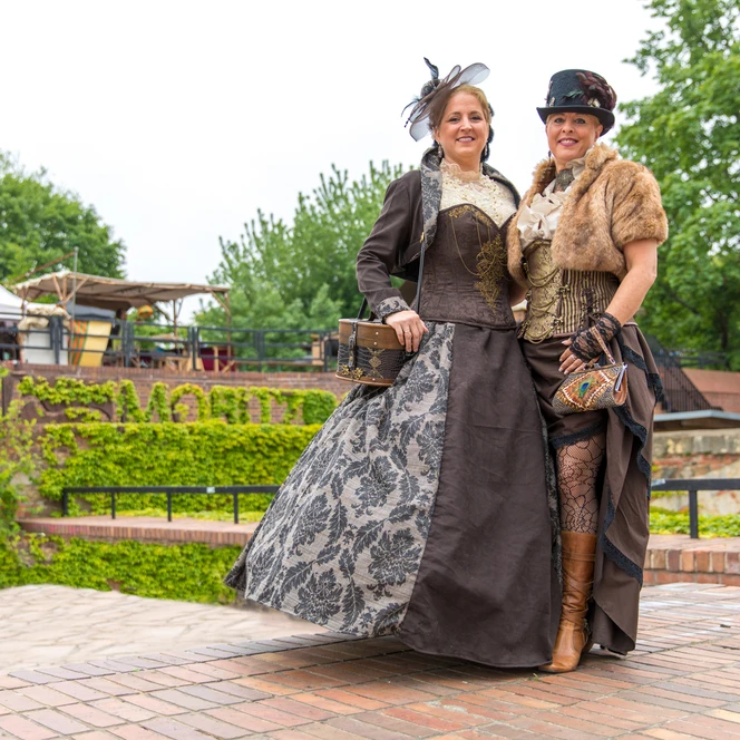 Besucher beim Wave Gotik Treffen Leipzig - Veranstaltungen in Leipzig