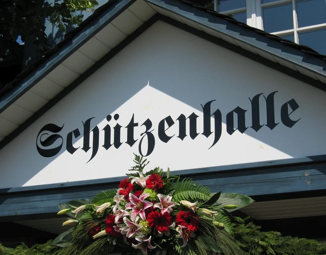 schuetzenhalle-usseln-schriftzug c) schuetzenverein-usseln.jpg