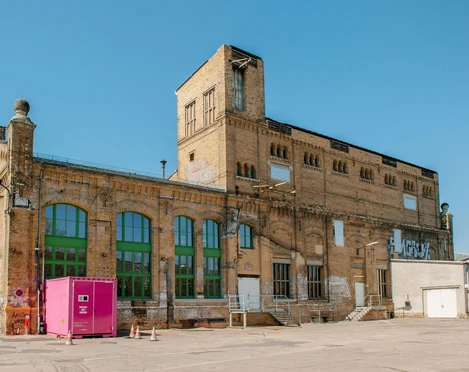 Kunstkraftwerk Leipzig - Kultureinrichtungen in Leipzig Blick auf das ehemalige Heizwerk, welches in das heutige Kunstkraftwerk Leipzig verwandelt wurde, Kultureinrichtung, Freizeit
