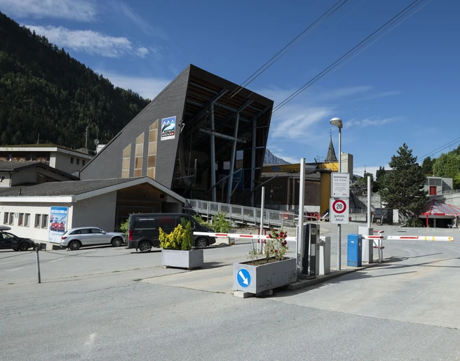Parkhaus Aletsch Bahnen AG in Mörel Parkhaus Aletsch Bahnen AG in Mörel