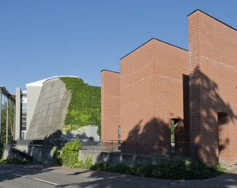 Raumskulptur - Per Kirkeby Raumskulptur - Per Kirkeby