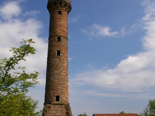 Gernsbach_Kaltenbronn_Holohturm_Schutzhuette