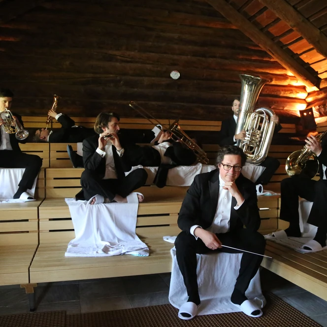 Die Sächsische Bläserphilharmonie im HEIDE SPA