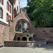 Kaiser-Wilhelm-Brunnen