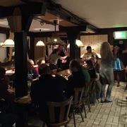 H ttenabend im Ochsenstall