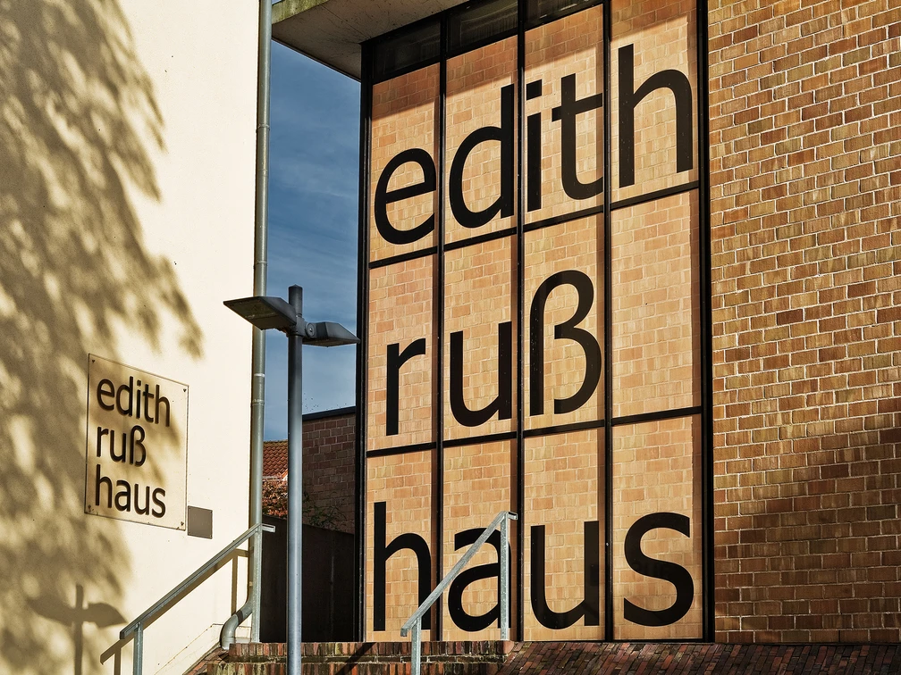 Edith-Russ-Haus für Medienkunst Fassade des Edith-Russ-Haus für Medienkunst