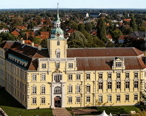 Oldenburger Schloss Luftansicht Ansicht des Oldenburger Schlosses von oben