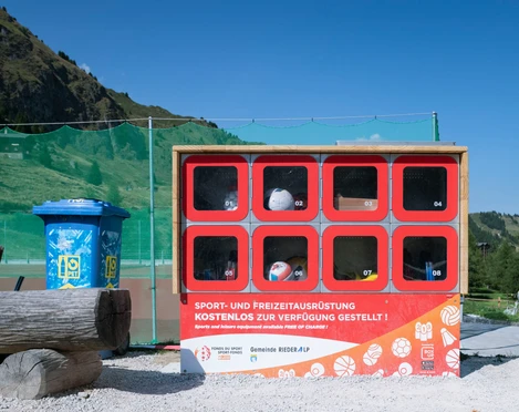 Sportplatz Riederalp Sport- und Freizeitausrüstung Spielplatz Gemeinde Riederalp