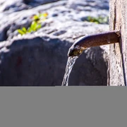 Stockbild-Brunnen.jpg