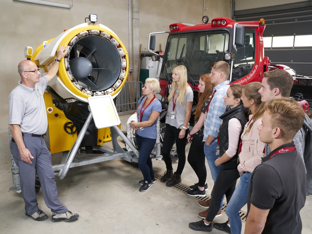 Technikführung Seilbahn.jpg