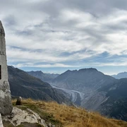 Tyndall Denkmal mit Gletscher