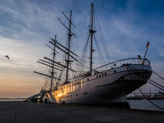 Gorch Fock I Abendstimmung