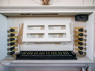 Orgelspielschrank der Donati-Orgel in Böhlen
