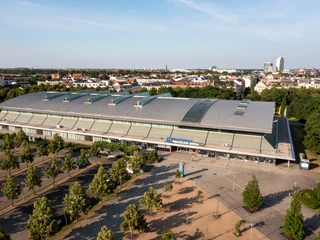 QUARTERBACK Immobilien ARENA: Eventlocation für Ihre Tagung & Konferenz in Leipzig QUARTERBACK Immobilien ARENA: Eventlocation mit Parkplatz für Tagung & Konferenz Leipzig ConventionQUARTERBACK Immobilien ARENA: venue with parking lot for meeting & conference Leipzig convention