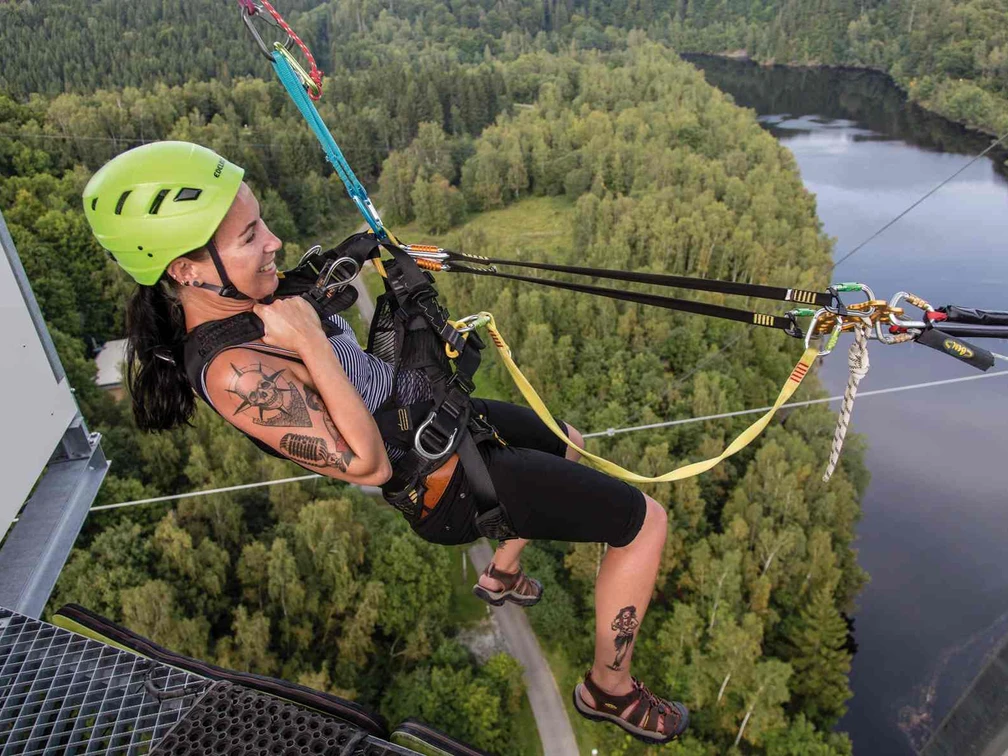Gigaswing an der Rappbodetalsperre - Harzdrenalin