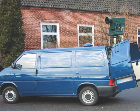 En civil tjenestevogn af det tyske grænsepoliti med termografi-kamera..jpg