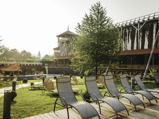 Saunagarten mit integriertem Gradierwerk