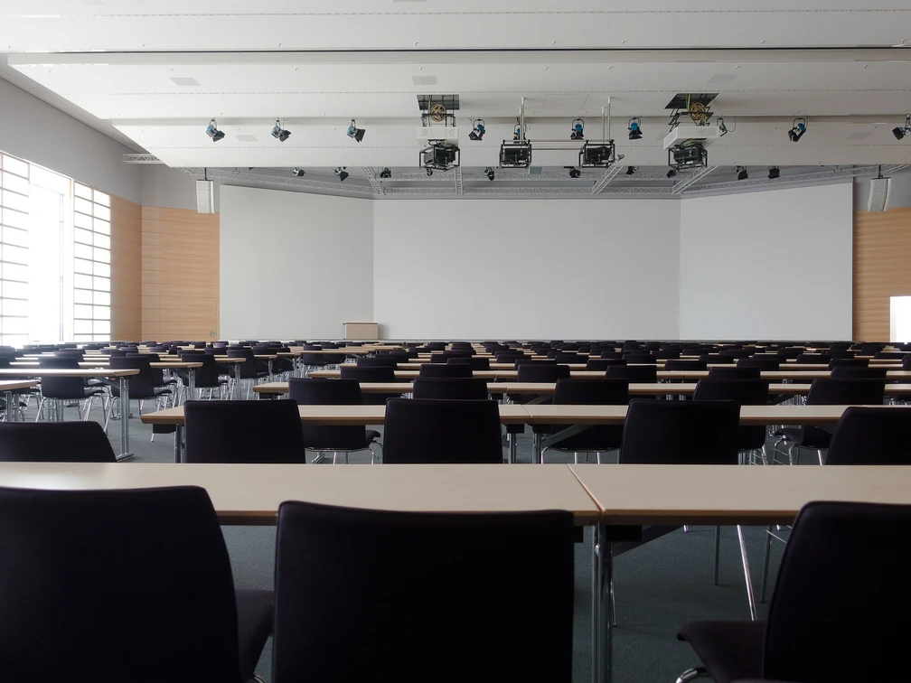 fueller_saal.jpg