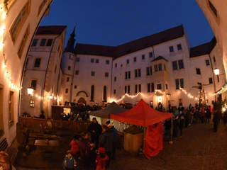 Colditzer Schlossweihnacht Weihnachten im Schlosshof Colditz