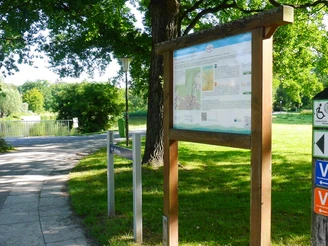 Wanderweg am Kurparksee VitalWanderWelt Bad Salzuflen Wanderweg am Kurparksee VitalWanderWelt Bad Salzuflen