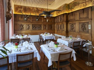 Jaegerstube_Restaurantbestuhlung.jpg