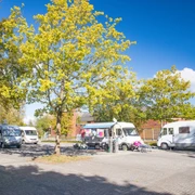 Gastgeber_Reisemobil-Stellplatz-Am-Meerwasser-Hallenwellenbad-Hooksiel.jpg