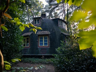 Die Käseglocke in Worpswede Ein habkugelförmiges Haus in Worpswede, welches die Käseglocke genannt wird und ein Museum beinhaltet.