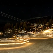 fackelabfahrt_bei_nacht.jpg