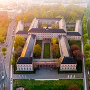 Grassi Museum aus der Vogelperspektive - Museen in Leipzig Blick von oben auf das Gelände des Grassi Museum im Frühling, Kultur, Geschichte, Architektur