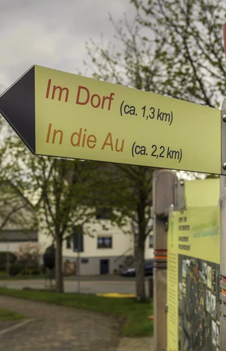 KuKukswege im Dorf