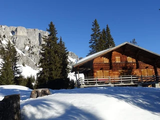 Obergestelen Hut in winter