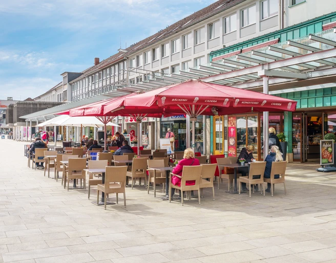 Cadera-Hauptgeschäft Porschestraße.jpg